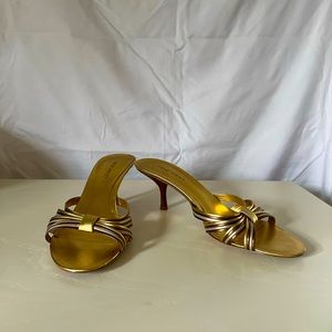 Dressy gold sandal, size 8, Nine West, stacked heel